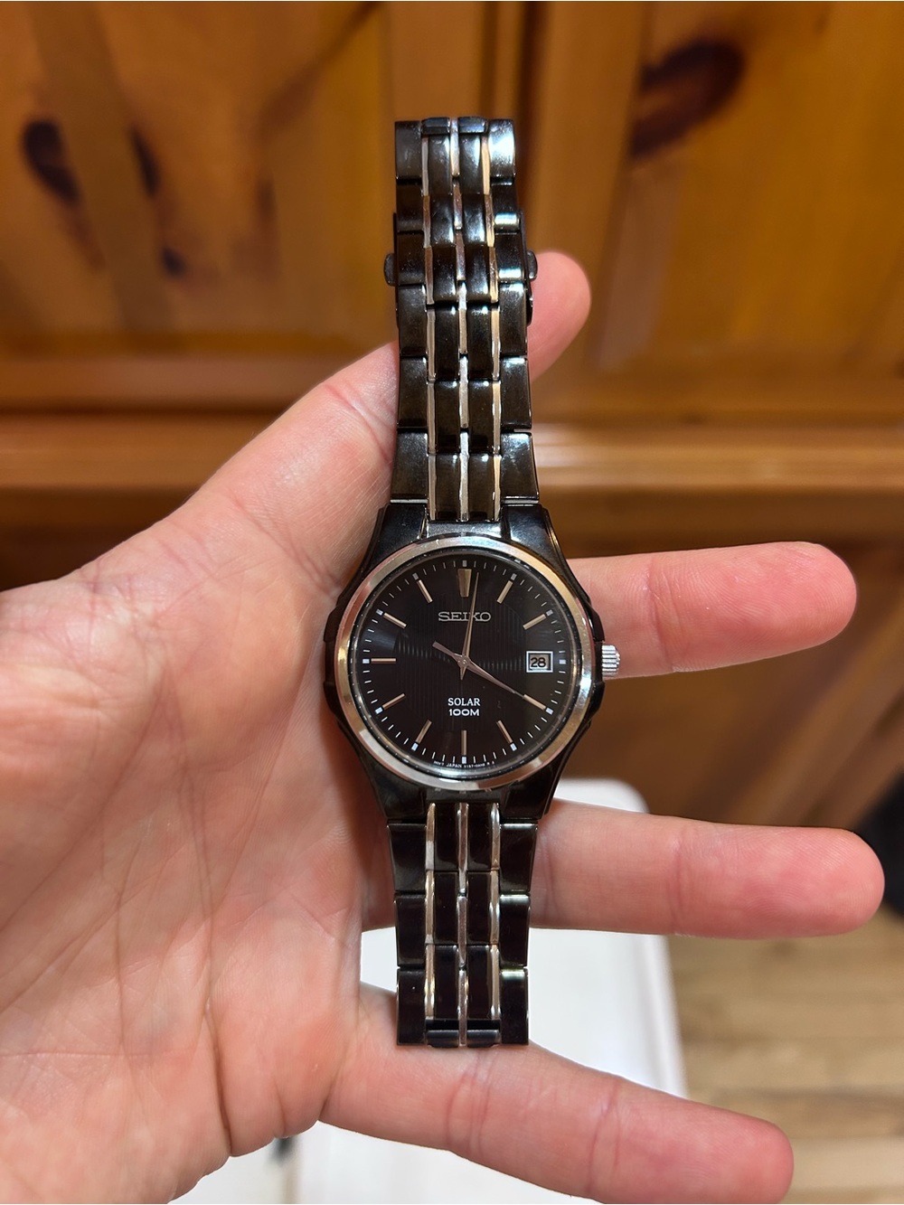 Seiko Men’s Stainless Steel Bracelet Solar Watch